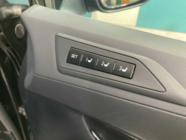 TOYOTA ALPHARD 4WD 2019 Image 31