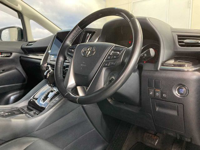 TOYOTA ALPHARD 4WD 2019 Image 31