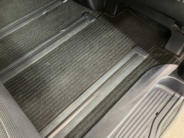 TOYOTA ALPHARD 4WD 2019 Image 31