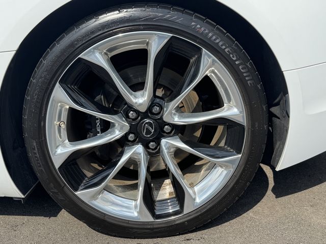 TOYOTA LEXUS LC500H 2018 Image 31