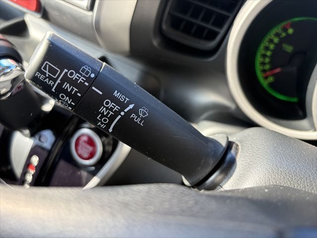 HONDA N BOX 2013 Image 31