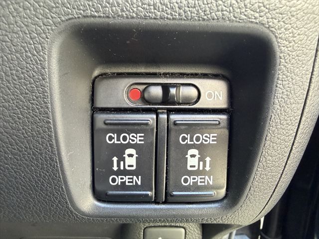 HONDA N BOX 2013 Image 31