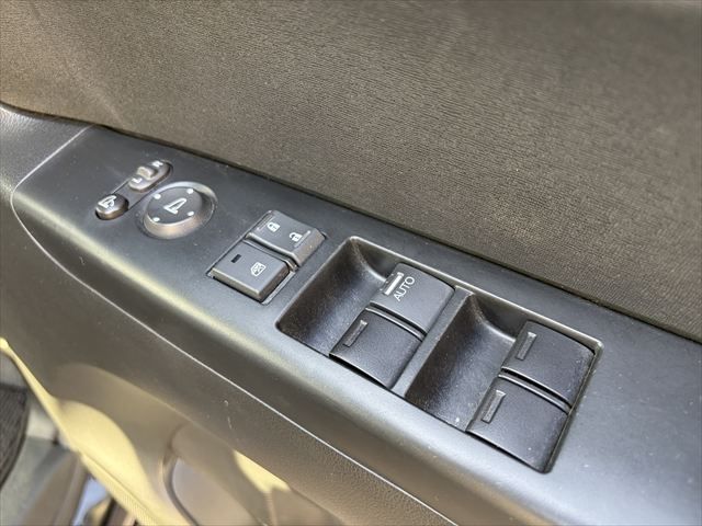 HONDA N BOX 2013 Image 31