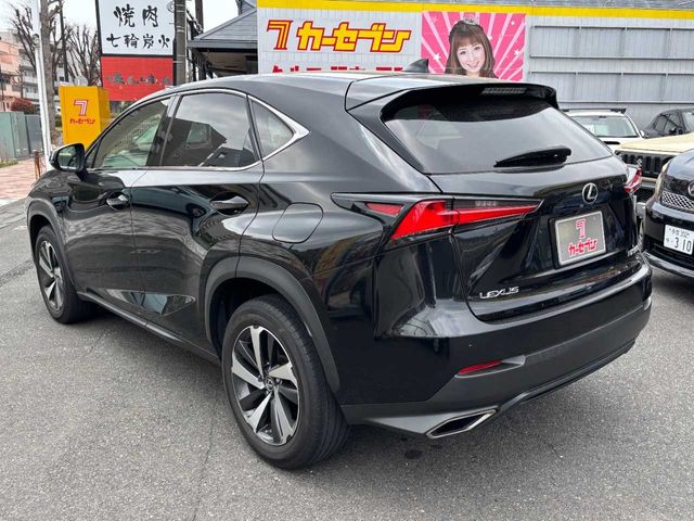TOYOTA LEXUS NX300 2017 Image 31