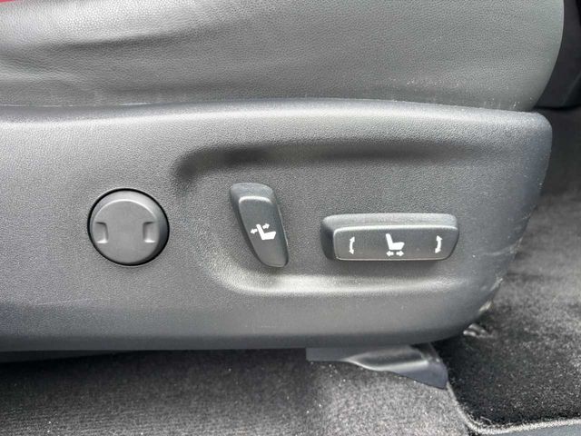 TOYOTA LEXUS NX300 2017 Image 31