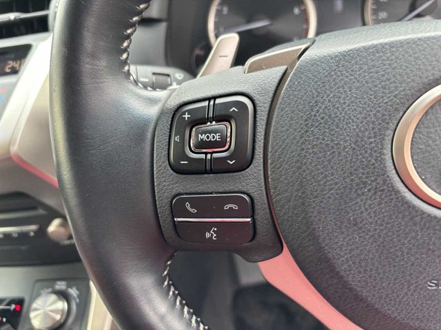 TOYOTA LEXUS NX300 2017 Image 31