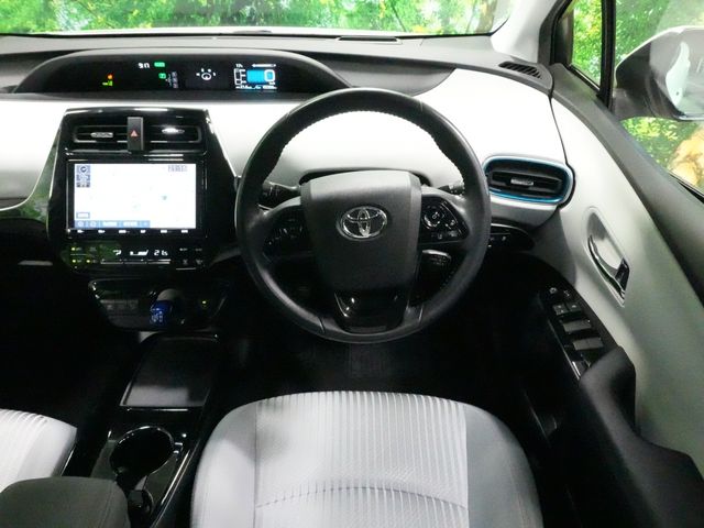 TOYOTA PRIUS 2019 Image 31