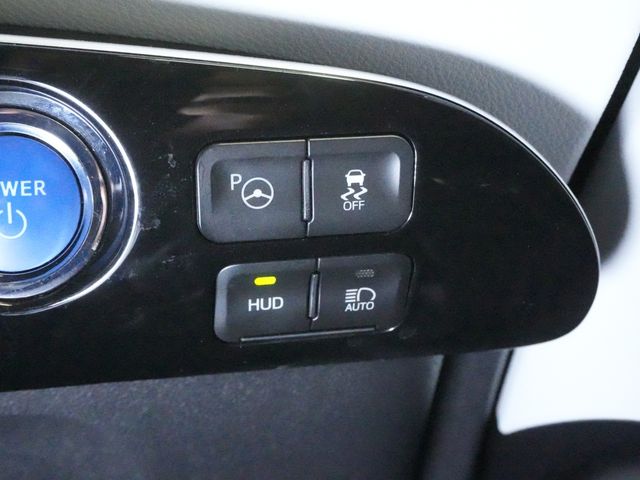 TOYOTA PRIUS 2019 Image 31