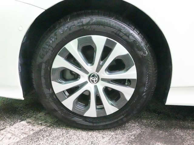 TOYOTA PRIUS 2019 Image 31