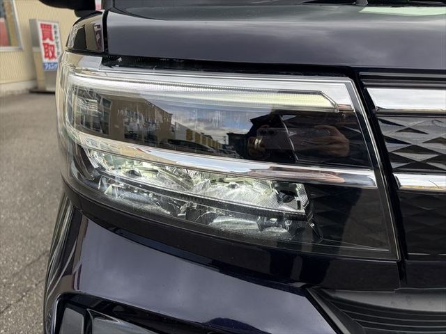 DAIHATSU TANTO CUSTOM 2023 Image 31