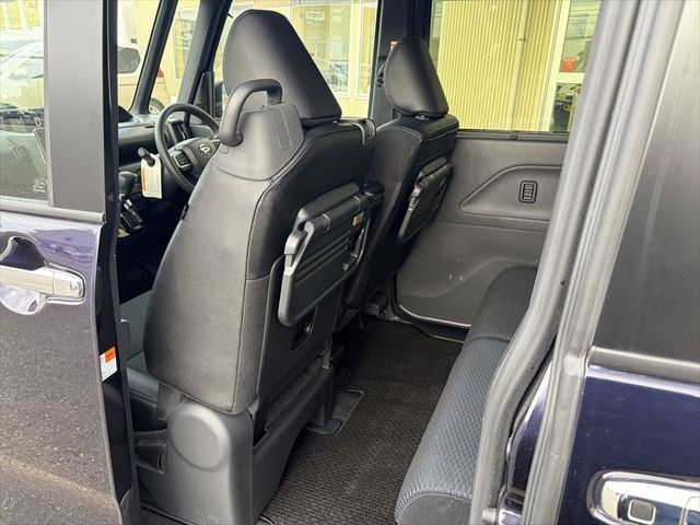 DAIHATSU TANTO CUSTOM 2023 Image 31