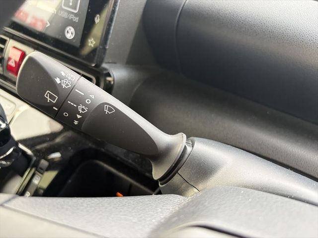 DAIHATSU TANTO CUSTOM 2023 Image 31