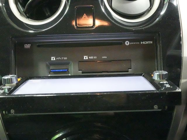 NISSAN NOTE 2016 Image 31