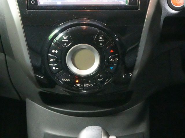 NISSAN NOTE 2016 Image 31