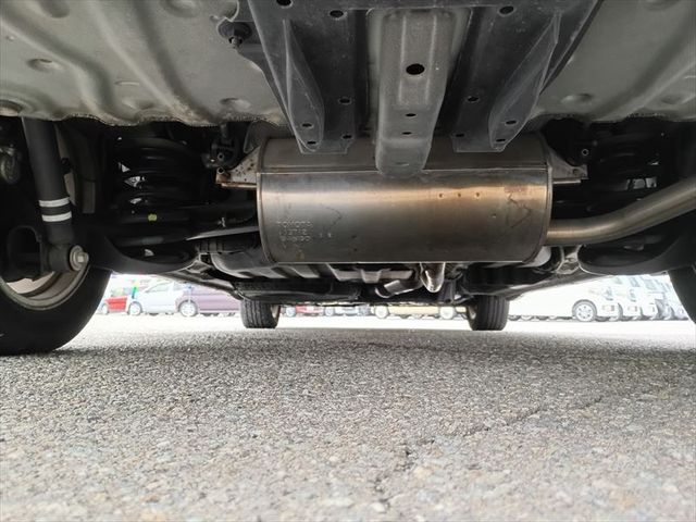 TOYOTA VOXY 2013 Image 31