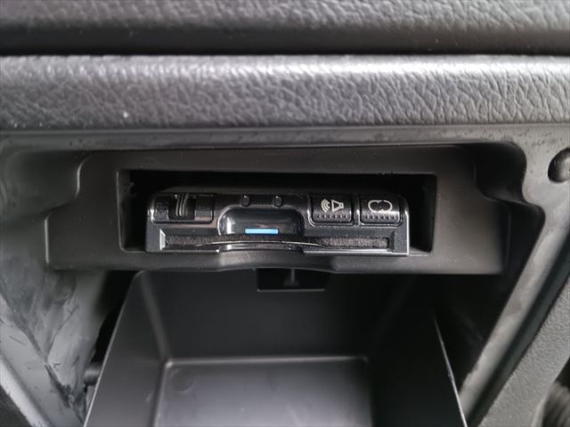 TOYOTA VOXY 2013 Image 31