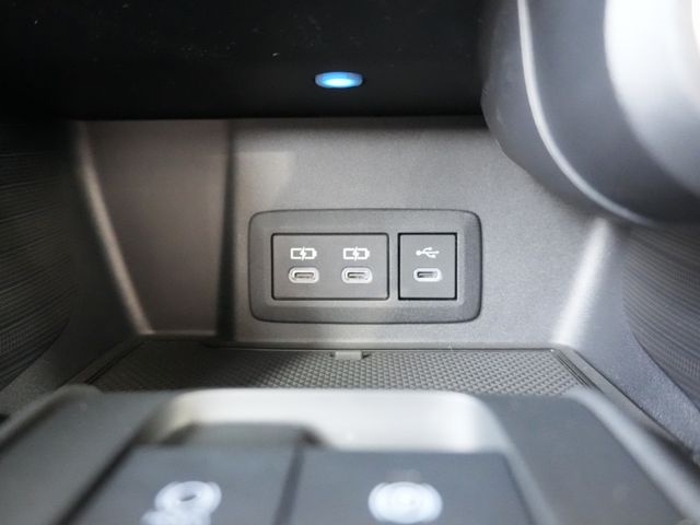 TOYOTA HARRIER HYBRID 2025 Image 31