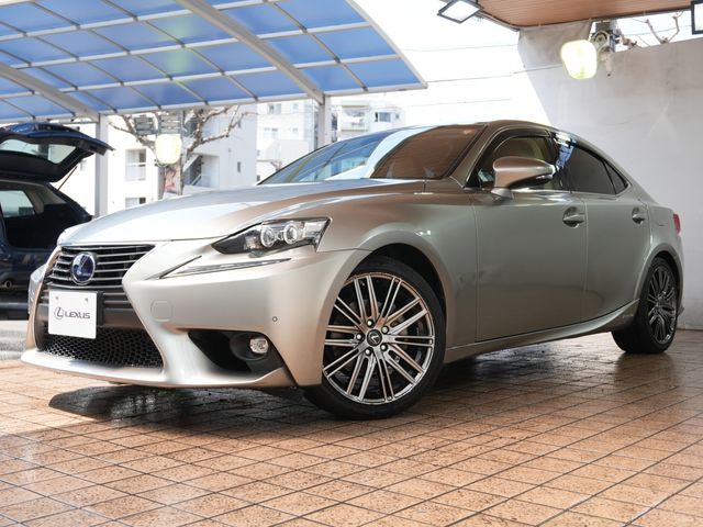 TOYOTA LEXUS IS300H 2016 Image 31