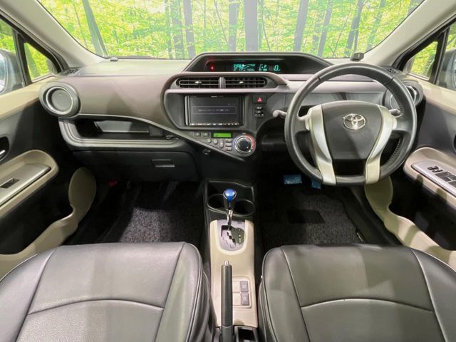 TOYOTA AQUA 2012 Image 31