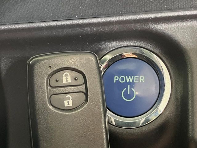 TOYOTA AQUA 2012 Image 31