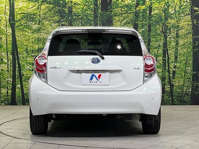 TOYOTA AQUA 2012 Image 31