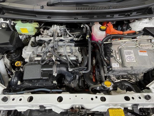 TOYOTA AQUA 2012 Image 31