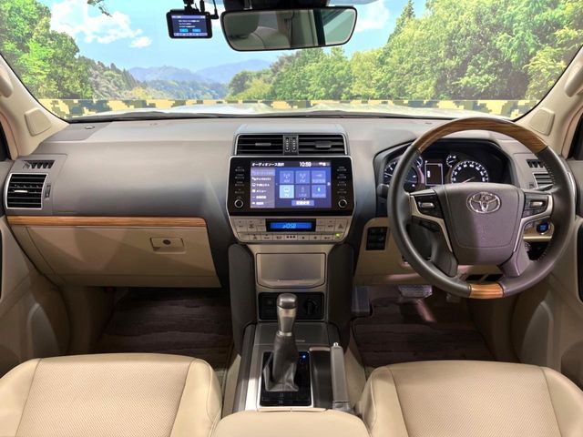 TOYOTA LANDCRUISER PRADO 2023 Image 31