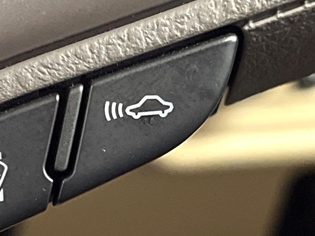 TOYOTA LANDCRUISER PRADO 2023 Image 31