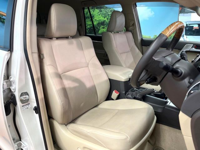 TOYOTA LANDCRUISER PRADO 2023 Image 31