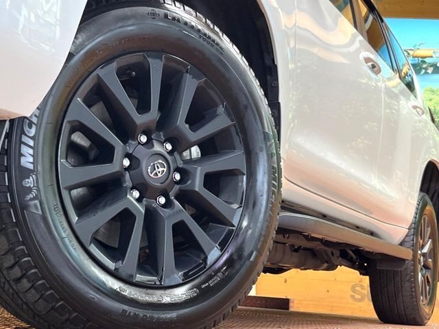 TOYOTA LANDCRUISER PRADO 2023 Image 31