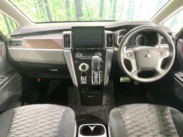 MITSUBISHI DELICA D:5 4WD 2024 Image 31