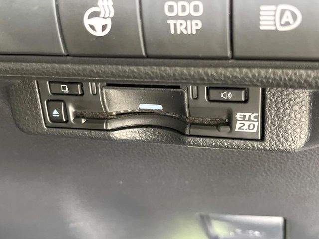 TOYOTA COROLLA TOURING HYBR 2024 Image 31