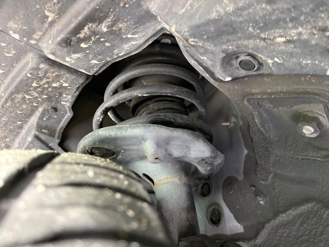 TOYOTA HARRIER 2WD 2014 Image 31