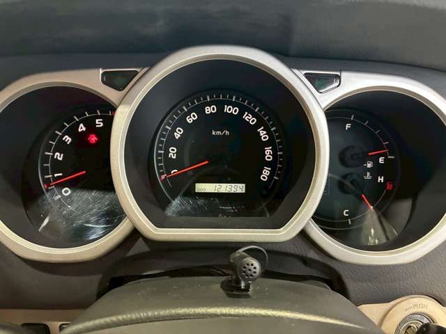 TOYOTA HILUXSURF WAGON 4WD 2007 Image 31