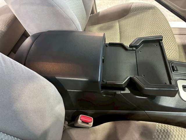 TOYOTA HILUXSURF WAGON 4WD 2007 Image 31