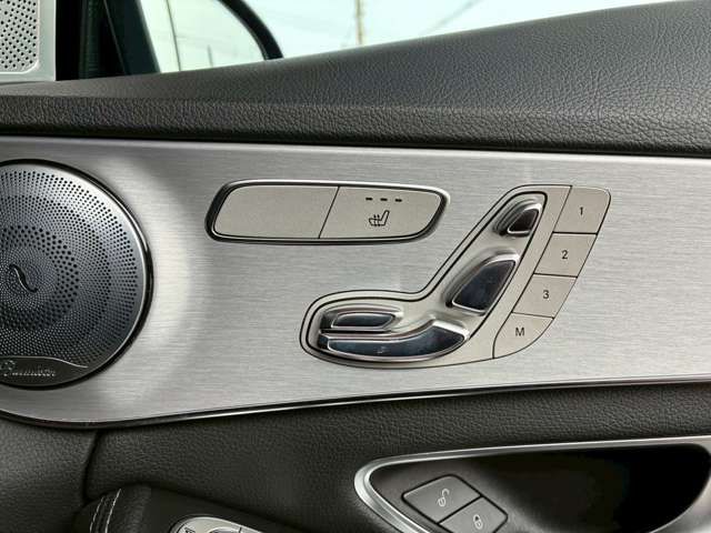 MERCEDES BENZ C CLAS 2018 Image 31