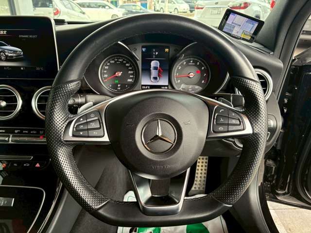 MERCEDES BENZ C CLAS 2018 Image 31
