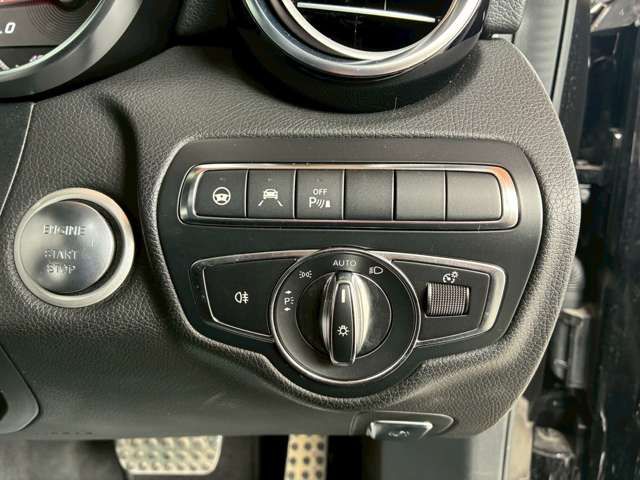 MERCEDES BENZ C CLAS 2018 Image 31