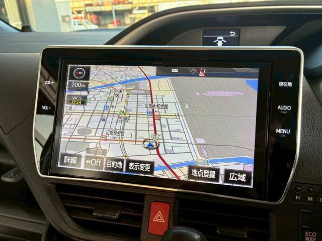 TOYOTA VOXY 2017 Image 31