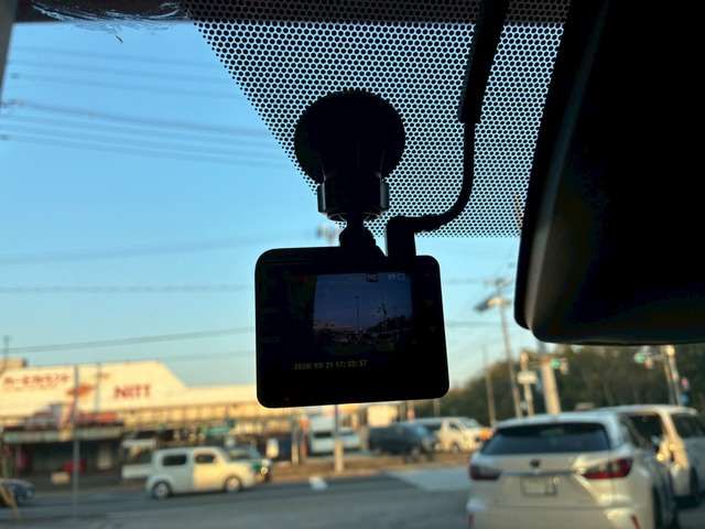 TOYOTA VOXY 2017 Image 31