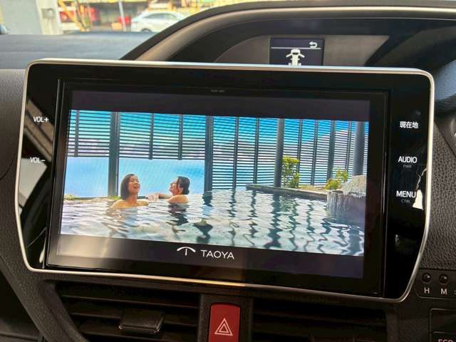 TOYOTA VOXY 2017 Image 31