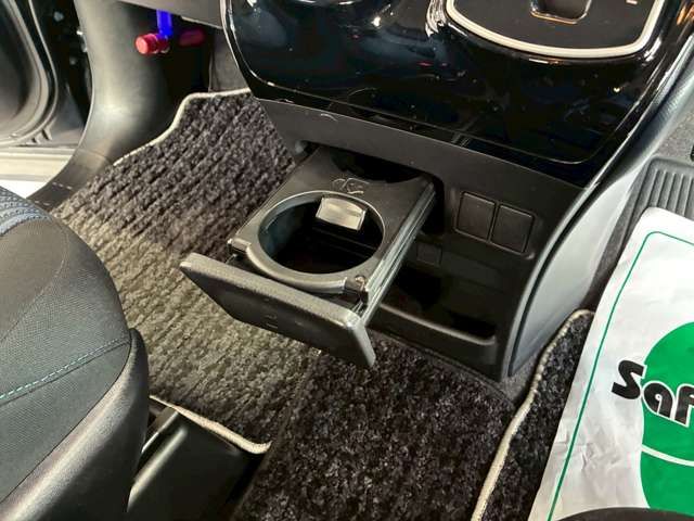 TOYOTA VOXY 2017 Image 31