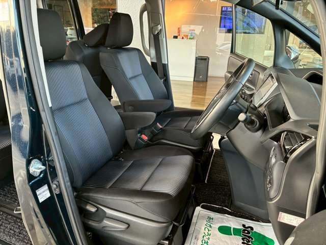 TOYOTA VOXY 2017 Image 31