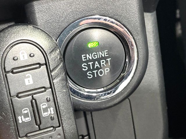 TOYOTA TANK 2018 Image 31