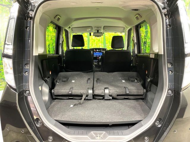 TOYOTA TANK 2018 Image 31