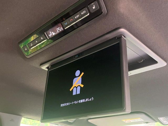 TOYOTA VOXY HYBRID 2024 Image 31