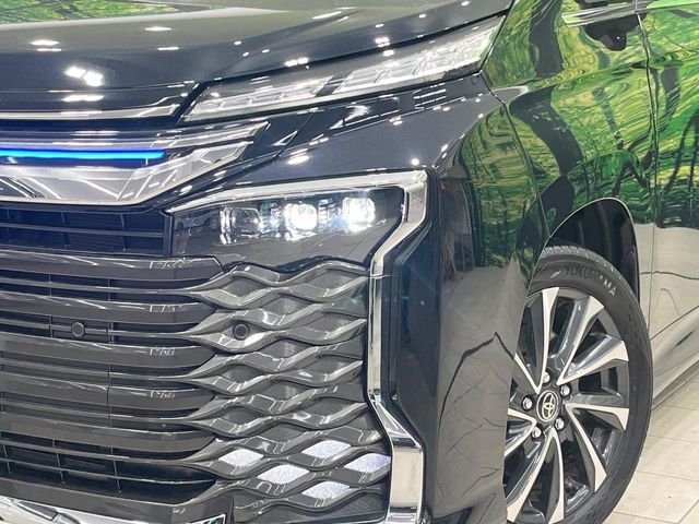 TOYOTA VOXY HYBRID 2024 Image 31