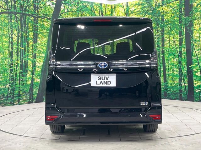 TOYOTA VOXY HYBRID 2024 Image 31