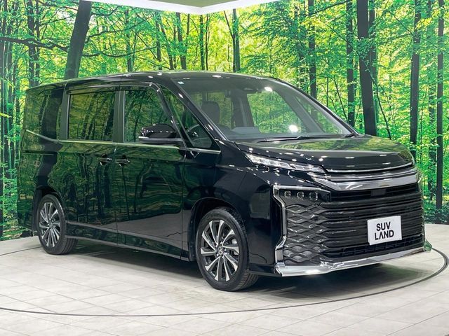 TOYOTA VOXY HYBRID 2024 Image 31