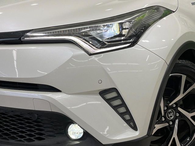 TOYOTA C-HR 2017 Image 31
